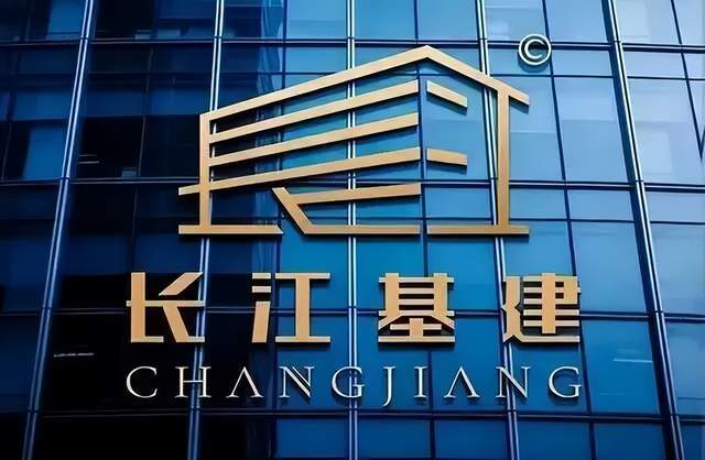 霍建宁打辅助，李嘉诚家族攒下1600亿现金